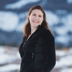 Meet your Posher, Elisa